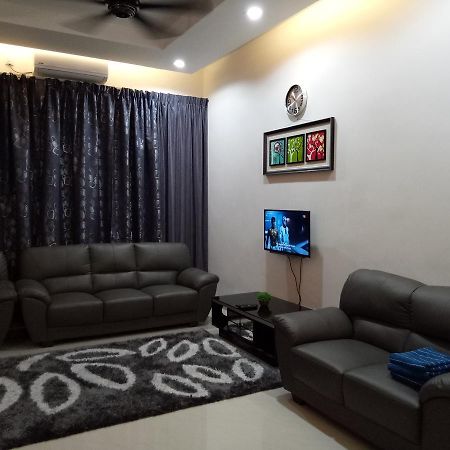 Amanda Homestay Dungun 1 Esterno foto